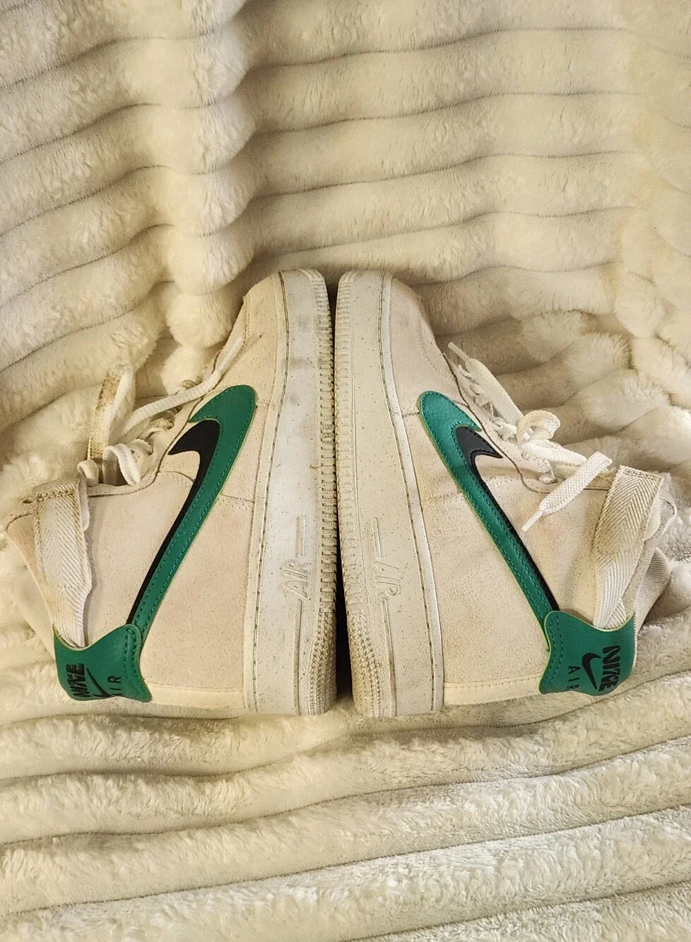 NIKE AIR FORCE 1 HIGH SE '82 Neptune Green Sneakers